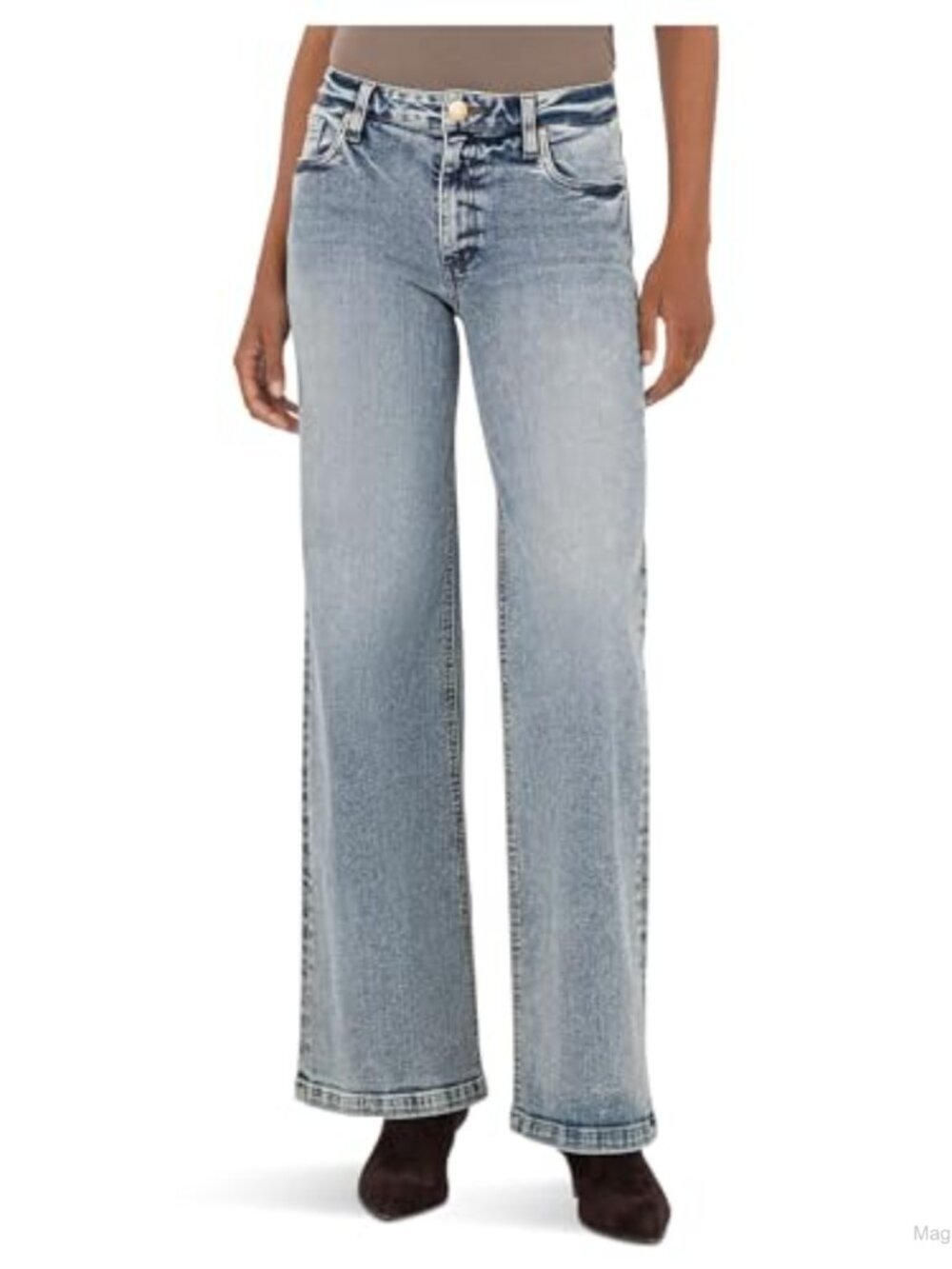 High-Rise Straight Leg Jeans with Raw Hem - 5 Pockets